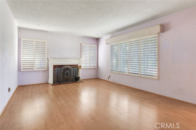 Detail Gallery Image 11 of 21 For 640 W 29th, San Bernardino,  CA 92405 - 2 Beds | 1 Baths