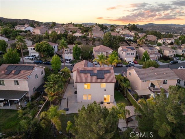 28238 Alton Way, Castaic CA: https://media.crmls.org/medias/61682336-f042-4bf7-9bcf-f1a7eed3c48c.jpg