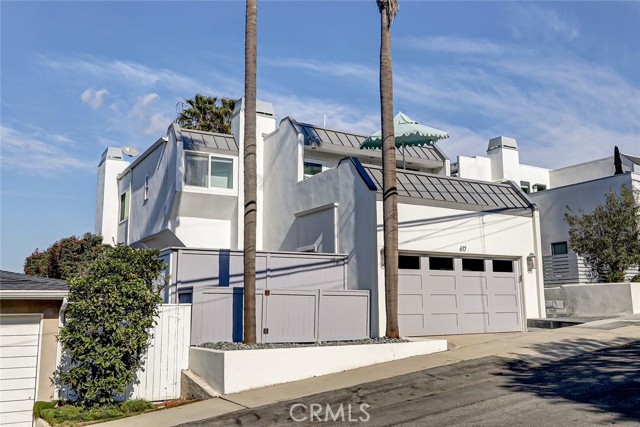 617 19th Street, Manhattan Beach, California 90266, 4 Bedrooms Bedrooms, ,3 BathroomsBathrooms,Residential,For Sale,19th,SB25019229