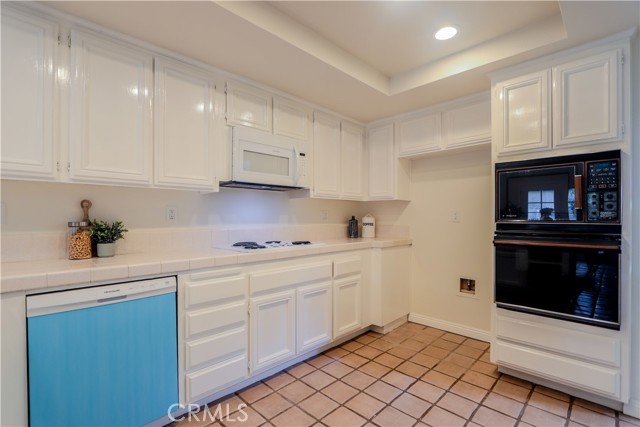 Detail Gallery Image 19 of 33 For 326 La Jolla St, Long Beach,  CA 90803 - 3 Beds | 2/1 Baths