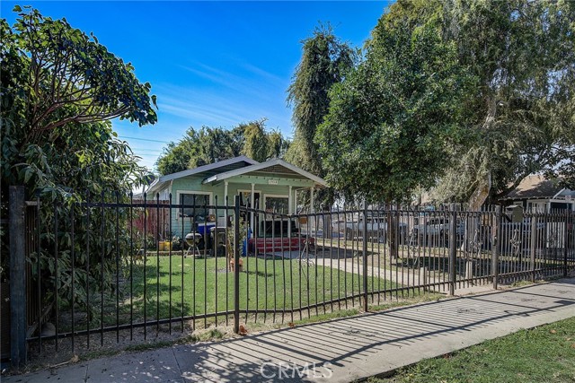 Image 3 for 6900 S Halldale Ave, Los Angeles, CA 90047