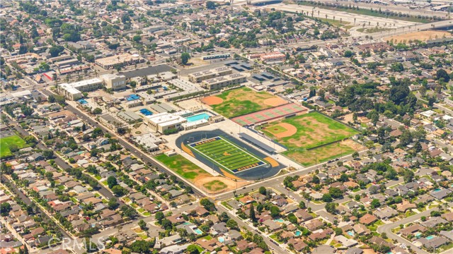 1042 N Anaheim Blvd, Anaheim CA: https://media.crmls.org/medias/616bc6de-e833-4484-801d-2d31b647ada8.jpg