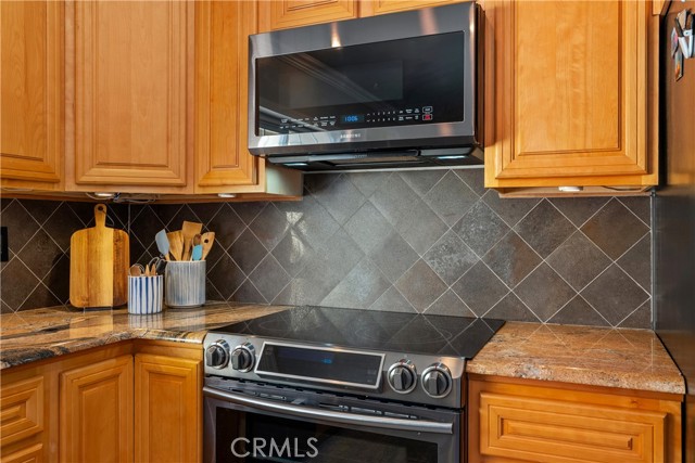 Detail Gallery Image 7 of 27 For 24196 Twig, Lake Forest,  CA 92630 - 4 Beds | 3 Baths