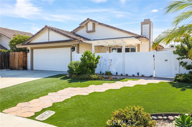 780 Gregory Lane, Oceanside CA: https://media.crmls.org/medias/616bff9c-8363-4333-bac7-0eda04dd9744.jpg