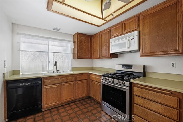 Detail Gallery Image 31 of 68 For 23986 Calle Alonso, Mission Viejo,  CA 92692 - 2 Beds | 2 Baths