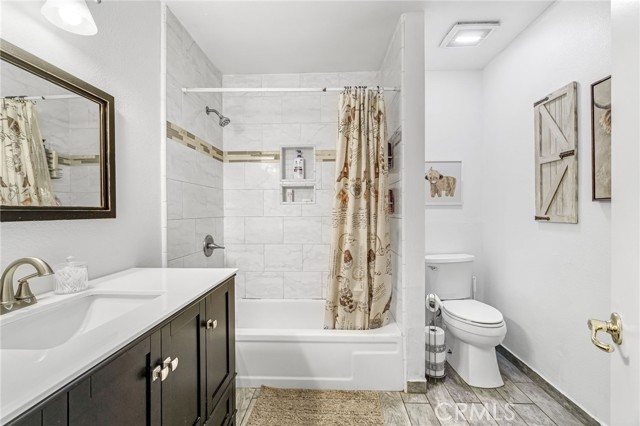 Detail Gallery Image 18 of 27 For 3849 N Stanford, Fresno,  CA 93727 - 3 Beds | 2 Baths