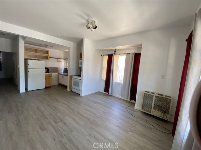 Detail Gallery Image 13 of 32 For 3755 Brockton Ave, Riverside,  CA 92501 - – Beds | – Baths