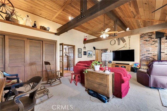 Detail Gallery Image 13 of 25 For 9950 Delco, Chatsworth,  CA 91311 - 4 Beds | 2 Baths