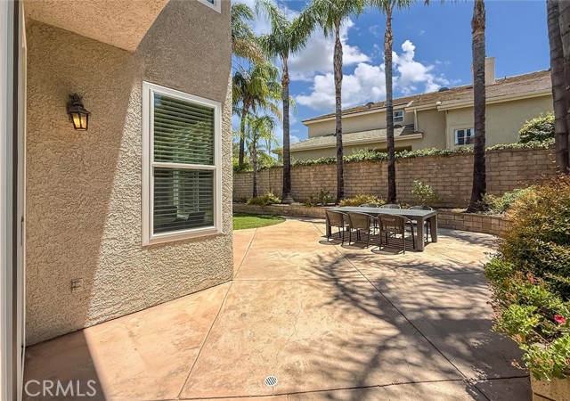 462 Cremona Way, Oak Park CA: https://media.crmls.org/medias/616f7dc9-2ee0-47c3-9cf9-1095a1a27bd4.jpg