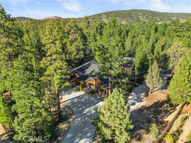 1540 Alderwood Court, Big Bear City CA: https://media.crmls.org/medias/617038b1-d1aa-464a-bc74-1be491250051.jpg