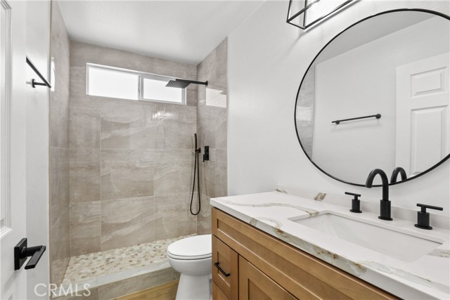 Detail Gallery Image 15 of 20 For 158 S Arizona Ave, Los Angeles,  CA 90022 - 4 Beds | 2/1 Baths