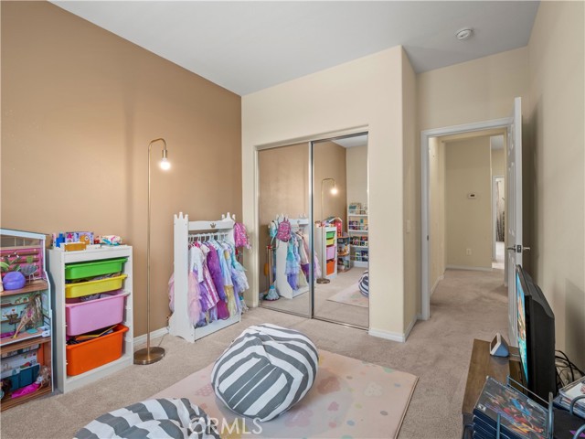 24496 Marzal Street, Valencia CA: https://media.crmls.org/medias/61709d97-f44f-4066-abf1-d3f90a61b692.jpg