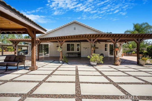 19247 Mountain Shadow Lane, Perris CA: https://media.crmls.org/medias/61709e79-f962-40f6-a7ff-c569ff1c134d.jpg