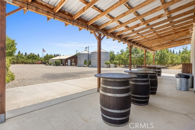 4742 Crow Road, Oakdale CA: https://media.crmls.org/medias/6170a0d7-f9ff-4deb-b529-3f135d529afd.jpg