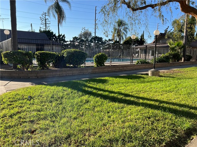 Detail Gallery Image 16 of 18 For 521 S Lyon St #46,  Santa Ana,  CA 92701 - 2 Beds | 1/1 Baths