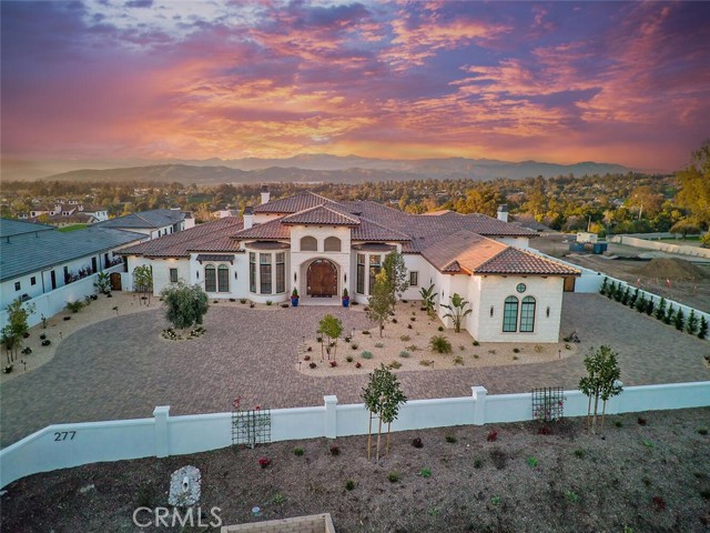 Detail Gallery Image 5 of 49 For 277 Crestview Ave, Camarillo,  CA 93010 - 5 Beds | 5/1 Baths