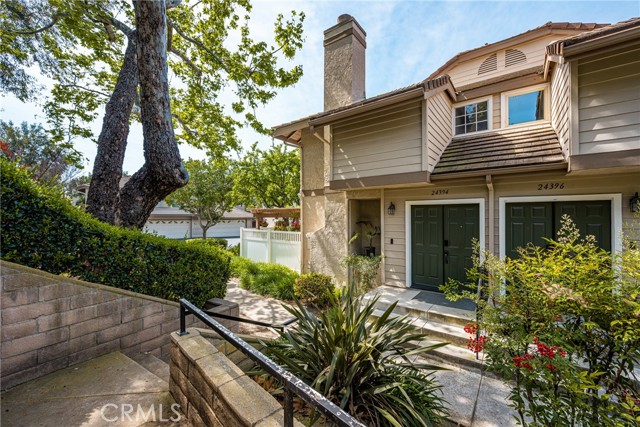 Detail Gallery Image 3 of 40 For 24394 Larchmont Ct, Laguna Hills,  CA 92653 - 2 Beds | 2/1 Baths