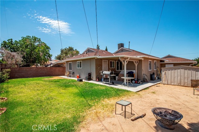 45532 Elm Avenue, Lancaster CA: https://media.crmls.org/medias/6171e746-e175-411e-99b5-6dd35b955714.jpg