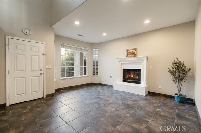 Detail Gallery Image 11 of 47 For 3510 Iron Canyon, Stockton,  CA 95209 - 5 Beds | 3 Baths