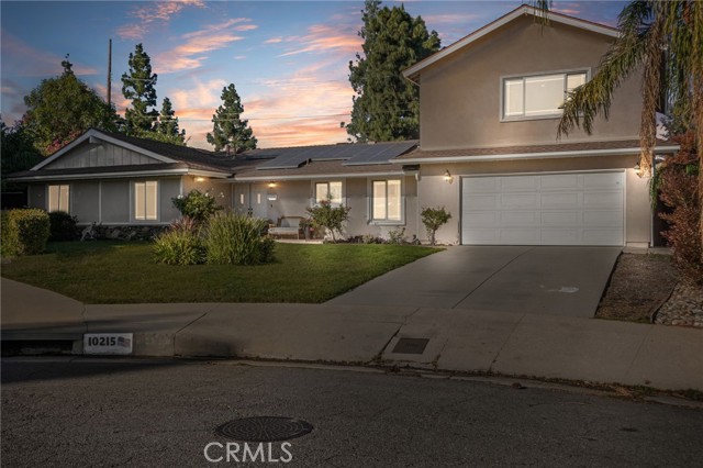 Detail Gallery Image 2 of 62 For 10215 Casaba, Chatsworth,  CA 91311 - 5 Beds | 3/1 Baths