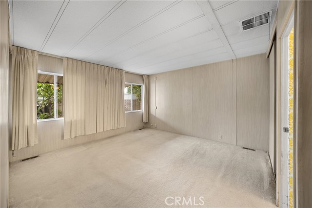 2240 Lake Glen Dr, La Habra CA: https://media.crmls.org/medias/6172dddc-2f94-4dc4-9a9f-0210e49f30e7.jpg