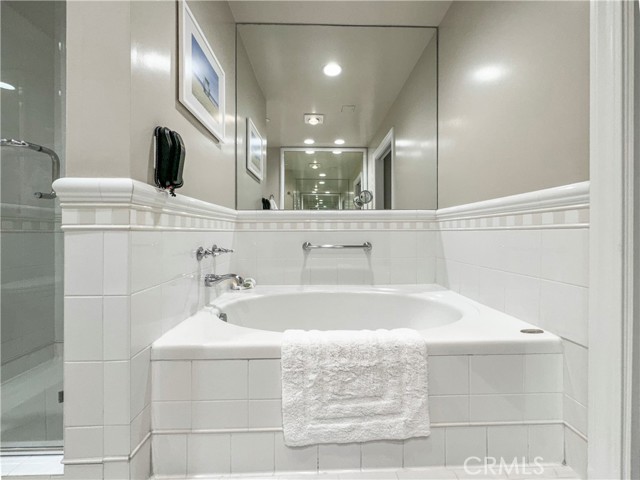 1300 The Strand, Hermosa Beach, California 90254, 1 Bedroom Bedrooms, ,1 BathroomBathrooms,Residential,For Sale,The Strand,SB24169998