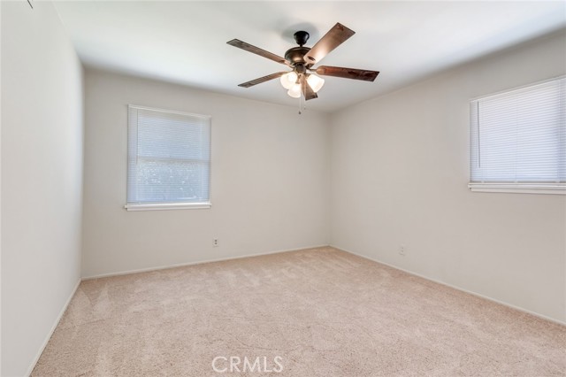 6831 Coronado Way, Riverside CA: https://media.crmls.org/medias/6174870f-f77b-4c53-8290-0c058baec49f.jpg