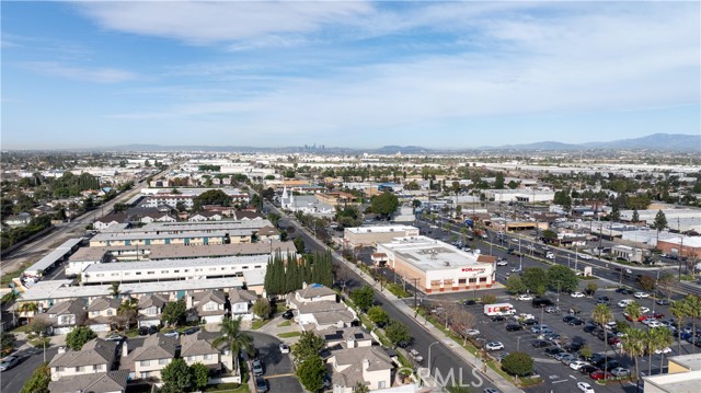 Detail Gallery Image 30 of 31 For 9273 Sierra Vista Cir, Pico Rivera,  CA 90660 - 3 Beds | 2/1 Baths