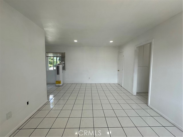 Detail Gallery Image 8 of 21 For 10642 Dorothy #8,  Garden Grove,  CA 92843 - 3 Beds | 2 Baths
