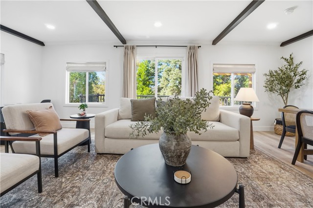 Detail Gallery Image 17 of 64 For 27981 Lakes Edge Rd, Lake Arrowhead,  CA 92352 - 4 Beds | 4/1 Baths