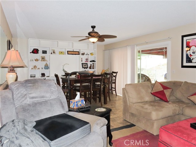 Detail Gallery Image 8 of 41 For 5670 Camino Real, Jurupa Valley,  CA 92509 - 3 Beds | 2 Baths