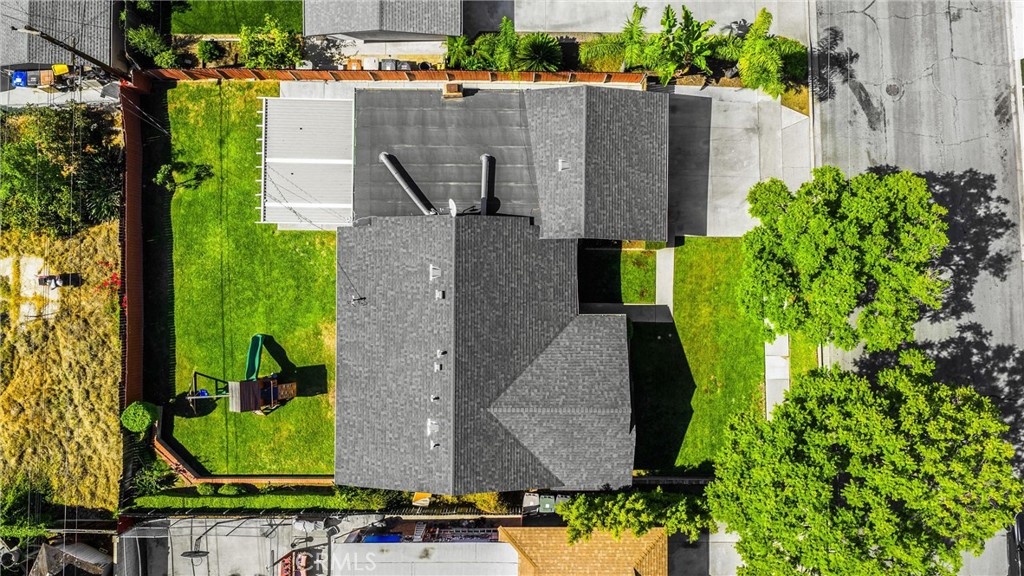 https://media.crmls.org/medias/6176aa67-a77f-45cb-a465-a3f7978a7486.jpg?preset=X-Large