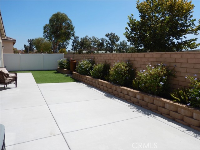 Detail Gallery Image 14 of 42 For 30407 Cherry Opal Ln, Menifee,  CA 92584 - 2 Beds | 2/1 Baths