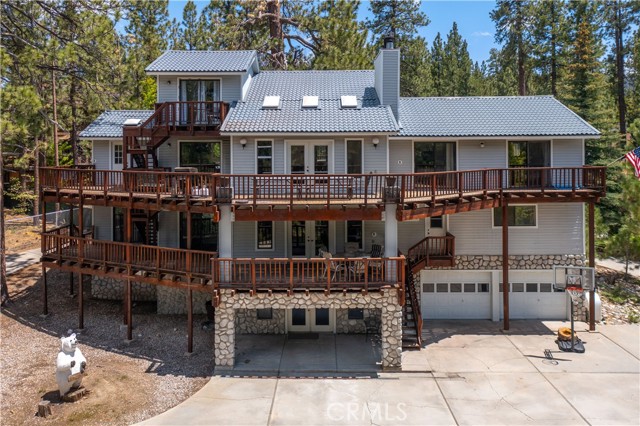 Detail Gallery Image 1 of 45 For 42592 Donez Way, Big Bear Lake,  CA 92315 - 9 Beds | 5/1 Baths