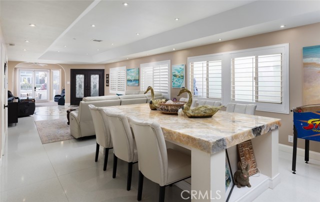 Detail Gallery Image 7 of 20 For 415 8th St, Huntington Beach,  CA 92648 - 3 Beds | 3/2 Baths
