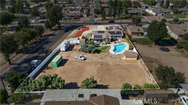 970 3rd Street, Norco CA: https://media.crmls.org/medias/61780b43-93d0-4b3f-afd9-8b22353cee01.jpg