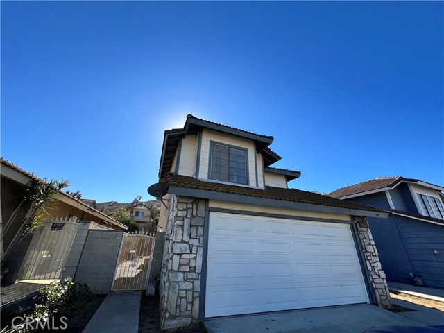 Detail Gallery Image 1 of 27 For 14629 Mountain High Dr, Fontana,  CA 92337 - 4 Beds | 2/1 Baths