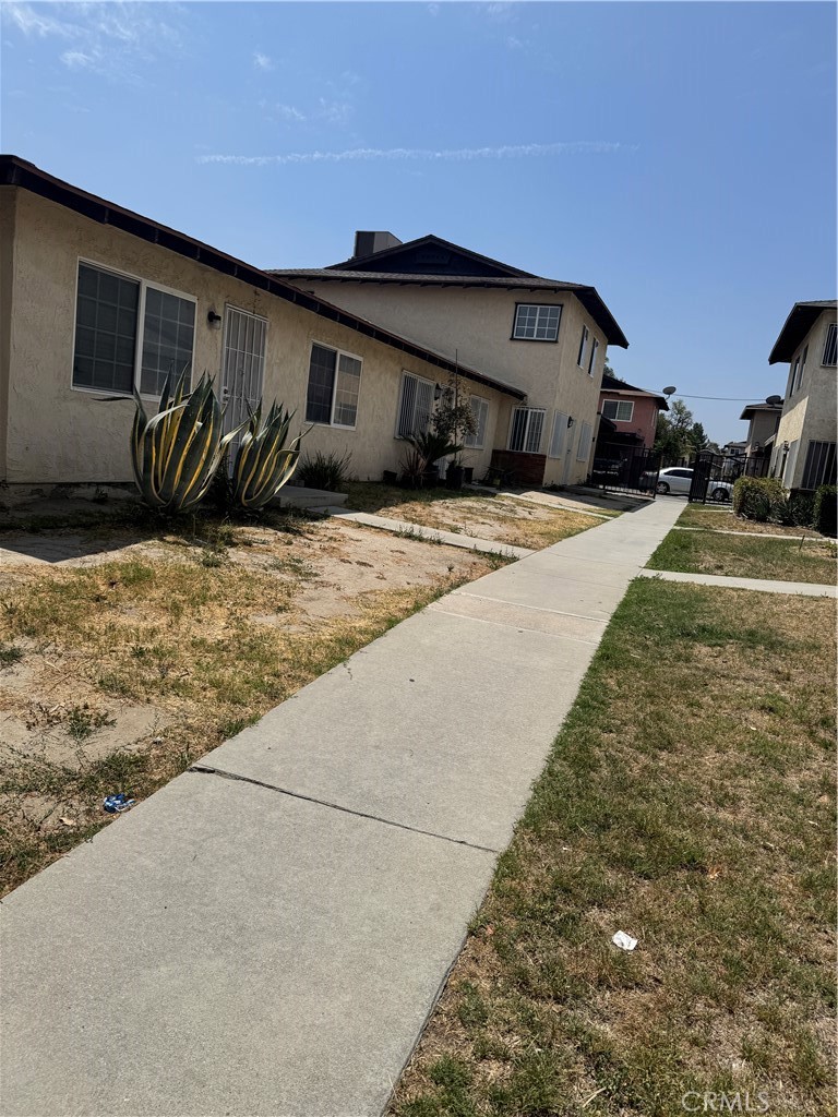 1215 W Oakland Avenue #D