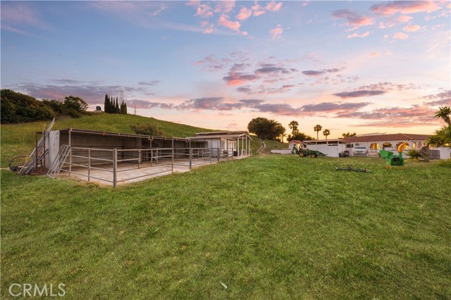 18555 Fieldbrook Street, Rowland Heights CA: https://media.crmls.org/medias/617953e1-4a7c-424a-8429-9e02b9e83c16.jpg