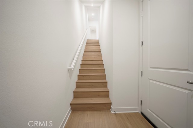 Detail Gallery Image 5 of 48 For 1816 E 1st St, Santa Ana,  CA 92705 - 3 Beds | 2/1 Baths
