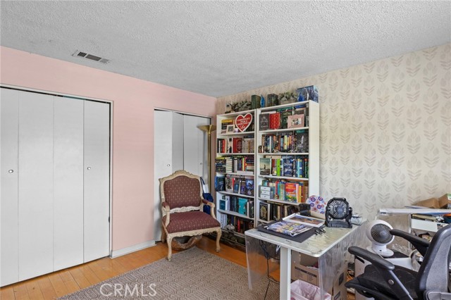 23994 Prado Lane, Colton CA: https://media.crmls.org/medias/617981a1-7939-465d-8856-df950c9643bd.jpg