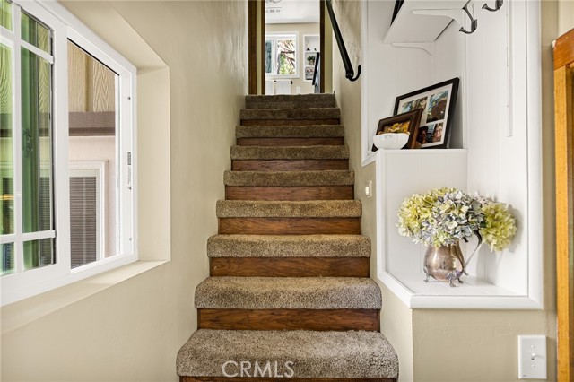 243 Manzanita Drive, Lake Arrowhead CA: https://media.crmls.org/medias/617a5d16-c8e0-4108-a93e-103ef7420578.jpg