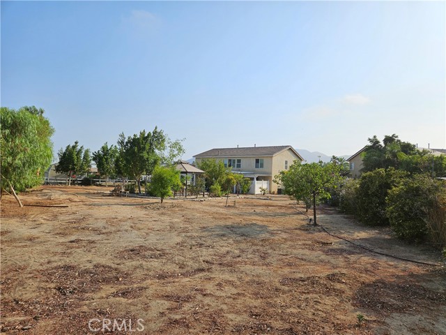 410 Caliente Drive, Norco CA: https://media.crmls.org/medias/617a7cec-a3e4-450c-af35-6923ddb49722.jpg