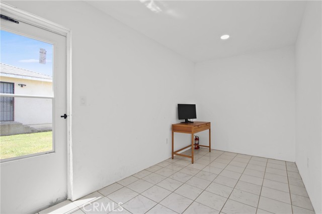 Detail Gallery Image 21 of 21 For 2563 W Carson St, Torrance,  CA 90503 - 3 Beds | 2 Baths