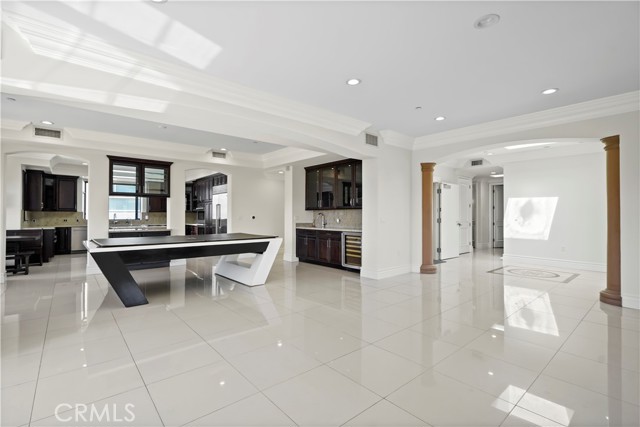 462 S Maple Drive, Beverly Hills CA: https://media.crmls.org/medias/617ba3d3-cc13-43f2-8f00-279722f2f90a.jpg