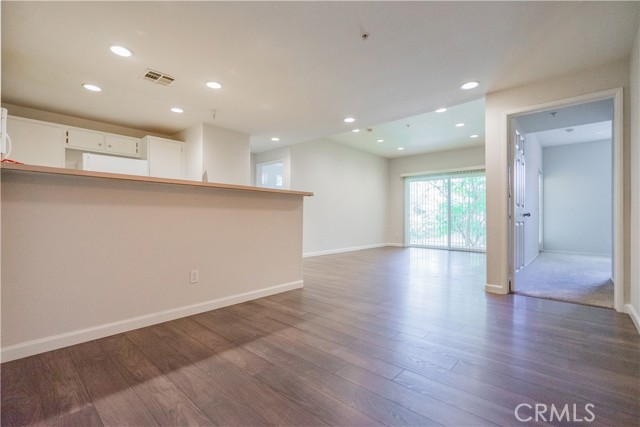 Detail Gallery Image 4 of 14 For 31369 Taylor Ln, Temecula,  CA 92592 - 2 Beds | 2 Baths