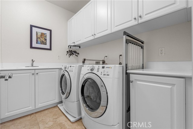 Detail Gallery Image 16 of 33 For 1932 Corte Verbena, Chula Vista,  CA 91914 - 5 Beds | 4/1 Baths