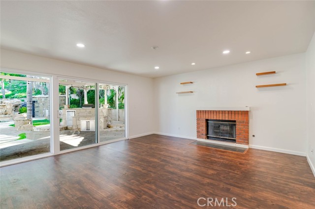 Detail Gallery Image 11 of 34 For 31256 Quail Valley Rd, Castaic,  CA 91384 - 3 Beds | 3 Baths