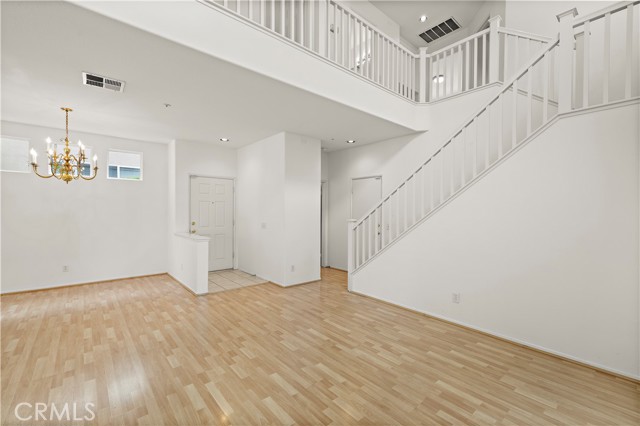 Detail Gallery Image 7 of 61 For 1037 Davis Way, Placentia,  CA 92870 - 3 Beds | 2/1 Baths