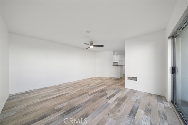 Detail Gallery Image 11 of 32 For 650 the Village #106,  Redondo Beach,  CA 90277 - 1 Beds | 1 Baths